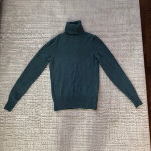 Brooks Brother Italian Cashmere Green Turtle Neck Sweater - Size XS